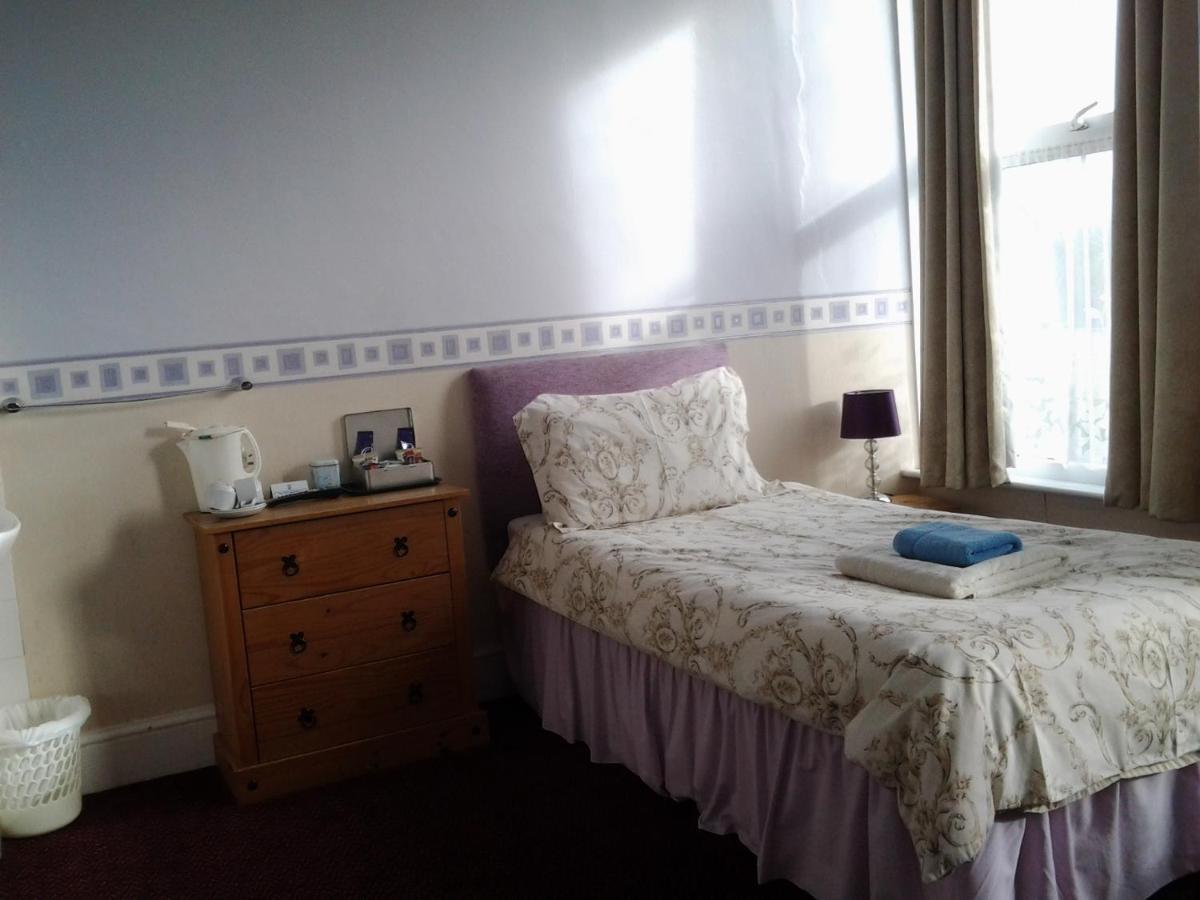 The Mount View Hotel, Bed & Breakfast 彭赞斯 外观 照片